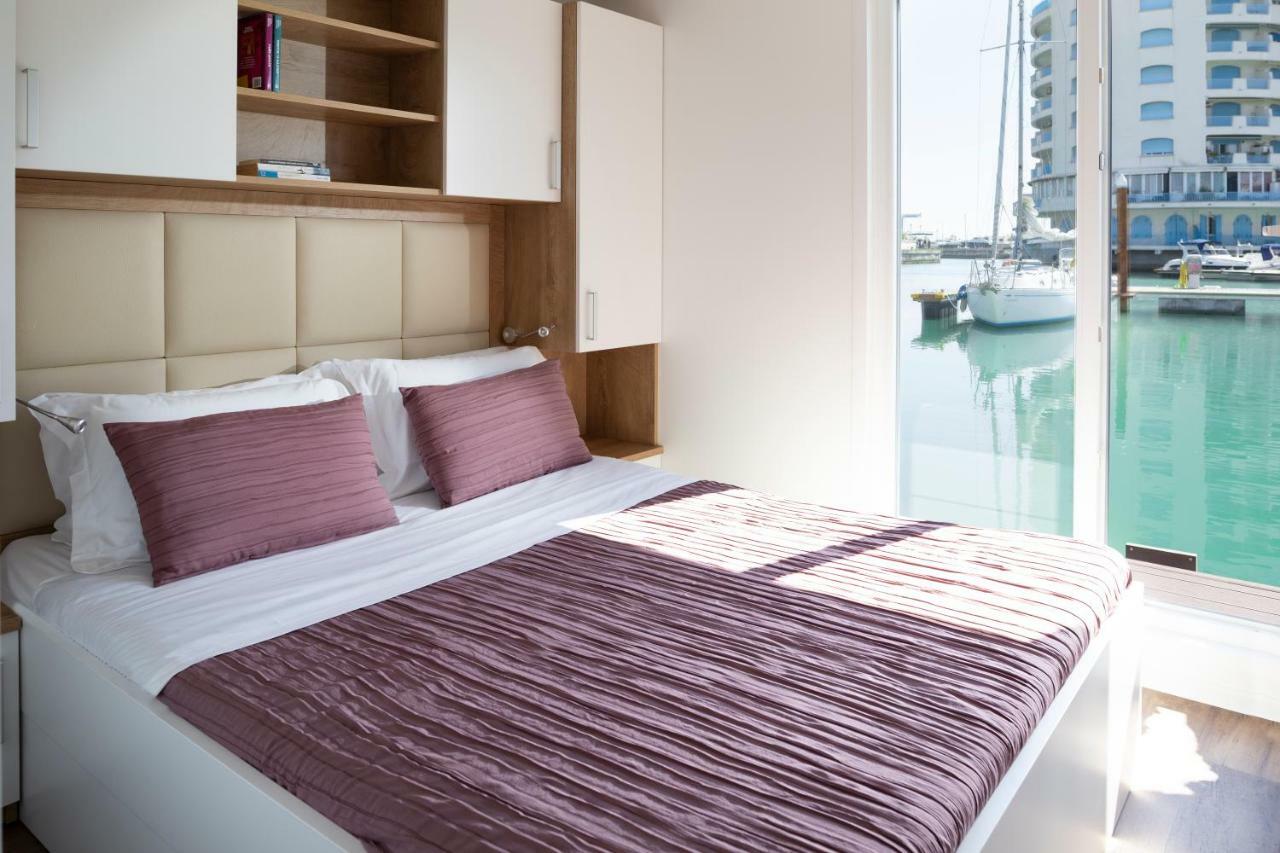 Portoverde Luxury Houseboat Misano Adriatico Eksteriør bilde